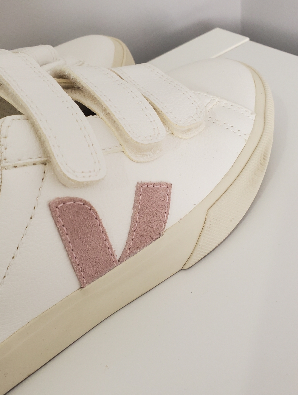 VEJA Womens Recife Logo Sneakers Size 5 - Picture 6 of 16